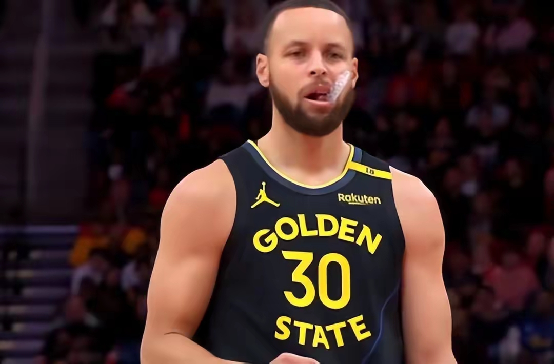包含NBA常规赛加时末段再迎强敌，罗马门线救险，主帅态度：更衣室稳定，年轻球员获得机会的词条